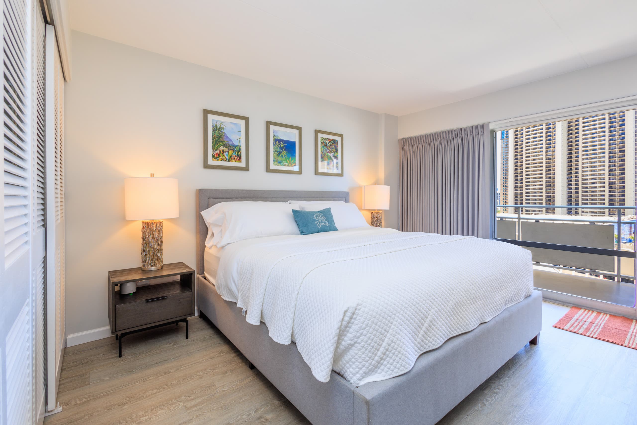 Beautiful Ocean and Lagoon view condo-Free Parking - Photo 38