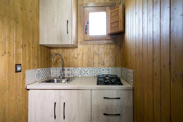 Cabaña Deluxe De Madera Para Cuatro. - La Carlota