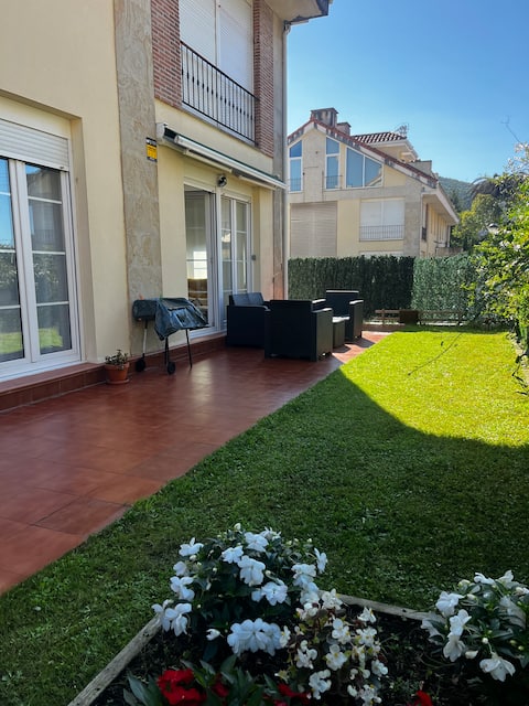 Lovely apartment with garden