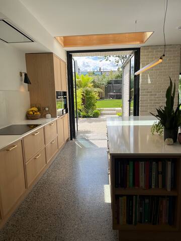 3 bed in Rathmines ideal base for access to City gallery image 3