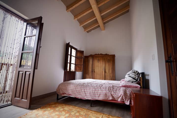 Dhomë gjumi 1