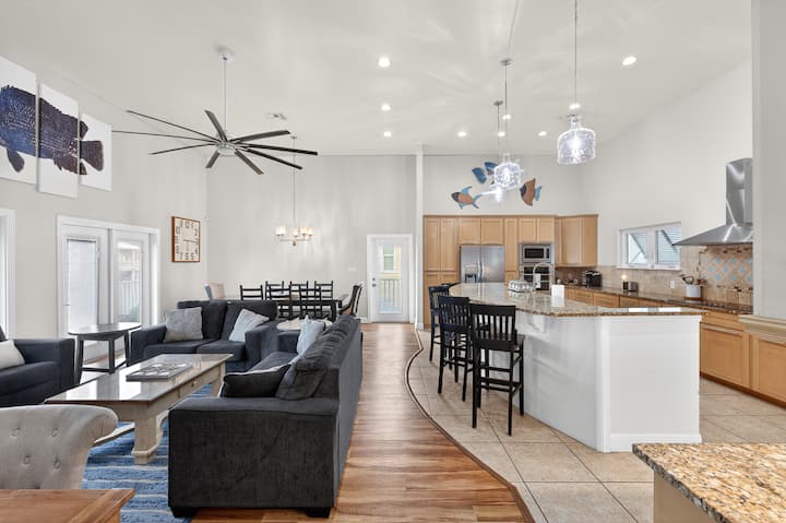 Aransas Palms | Royal Sands Beachfront Community - Port Aransas, TX