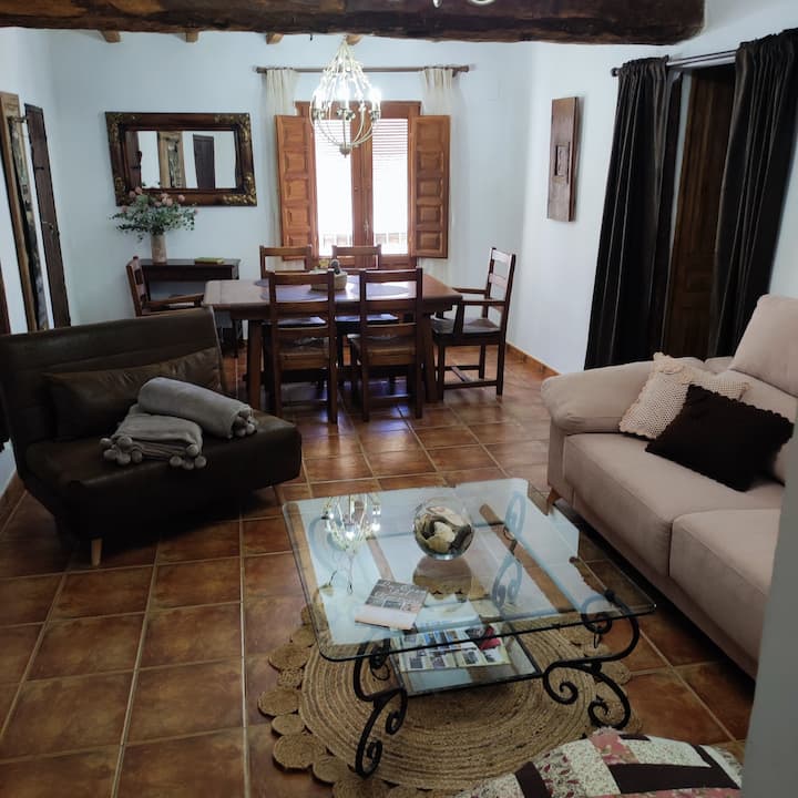 Alcoba Con Patio Del Siglo Xix
Vt-40484-cs - Montanejos