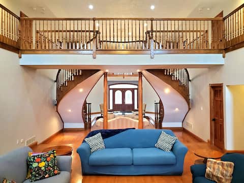 Spacious, Serene Family Getaway
