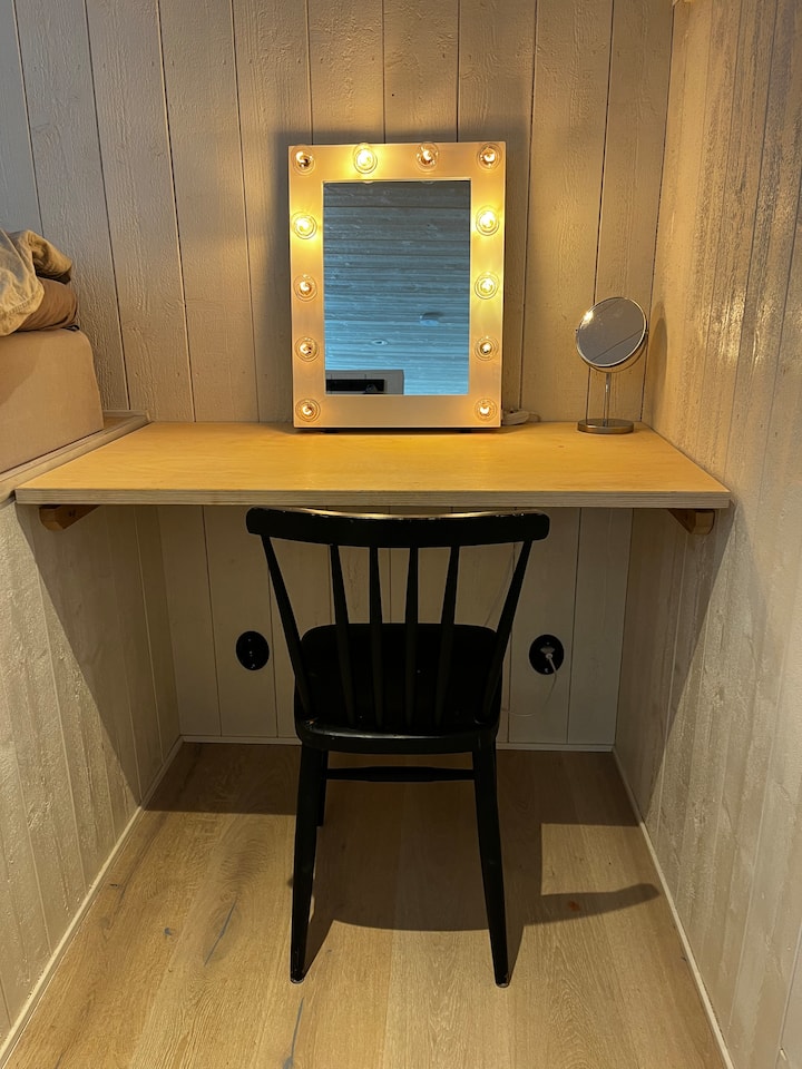 Მაკიაჟი ან სამუშაო სივრცე