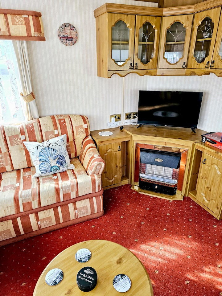 Sandy’s Cottage
Sunrise
Southview
Centrally Heated - Skegness