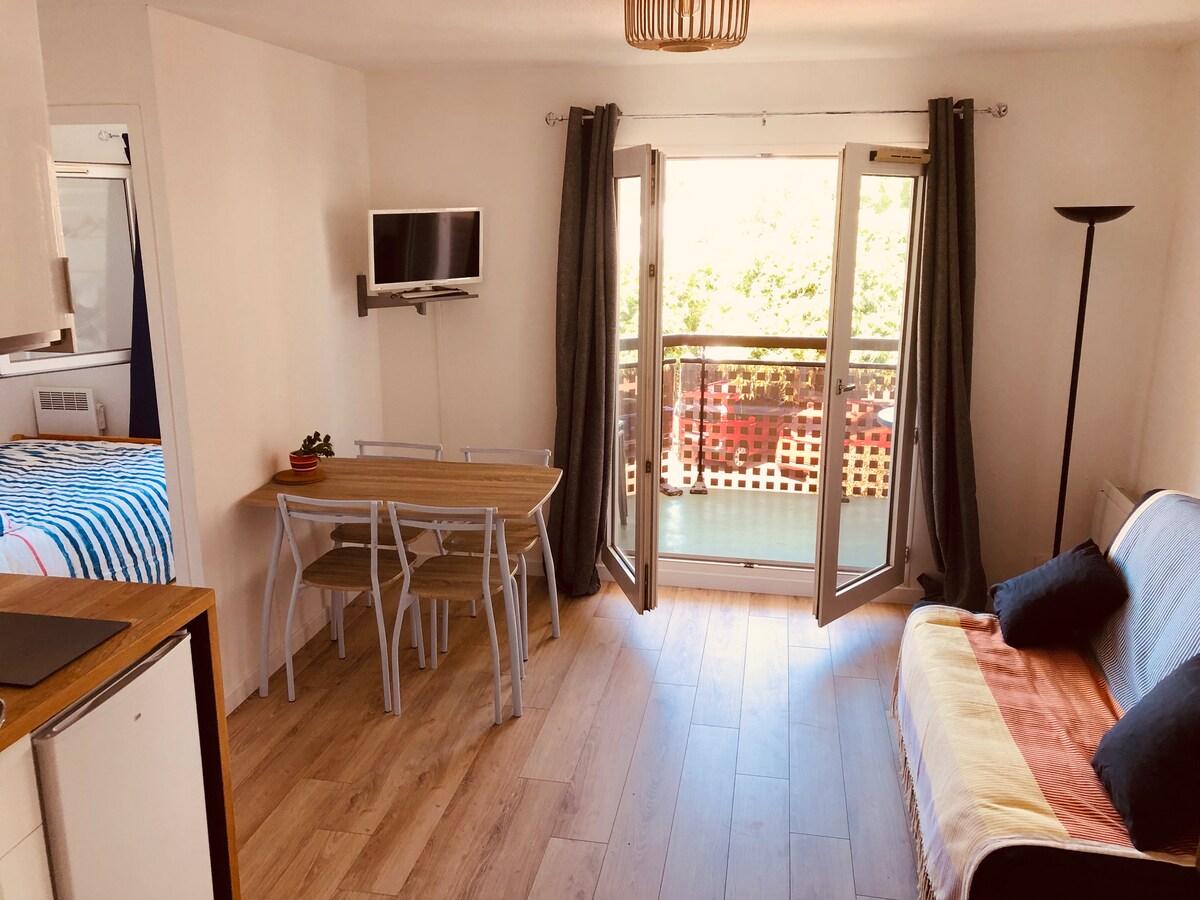 Annonce Airbnb populaire: Beach apartment à Saint Nazaire