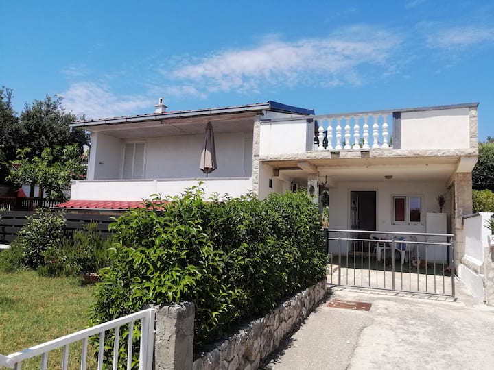Aloe apartment (Cactus Apartments) - Apartments for Rent in Petrane, Zadar  County, Croatia - Airbnb