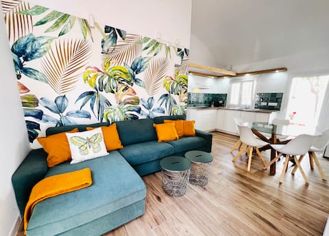 Top performing Airbnb: Detached house with parking · Downtown Málaga in Las Chapas