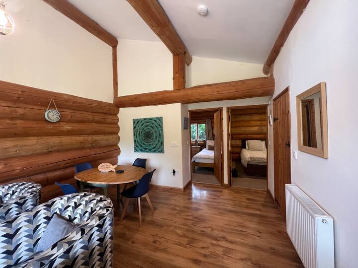 Stunning Lake View Log Cabin, Shropshire. - Oswestry