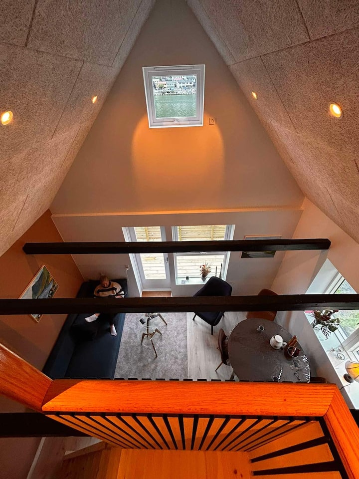 Fredfyldt Minihus Ved Vandet - Faroe Islands