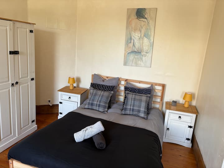 غرفة النوم 1