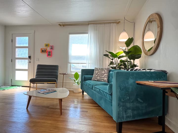 Ruby Bungalow- Close To Airport + Private Yard - Boise