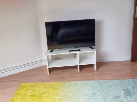 Spacious Floor 13Guests 10mn from Disney car/bus