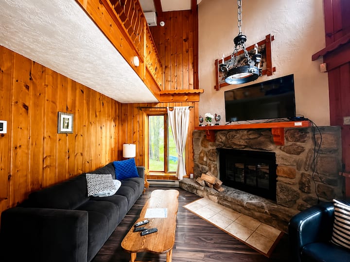 Romantic St-agathe Cabin | Spa, Sauna & Calm - Sainte-Agathe-des-Monts