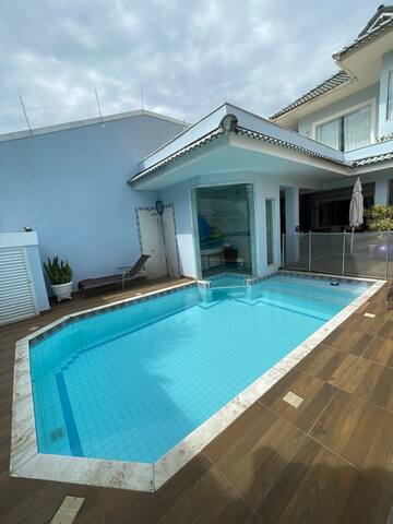 Mansão 02 na Barra da Tijuca em condomínio fechado gallery image 3