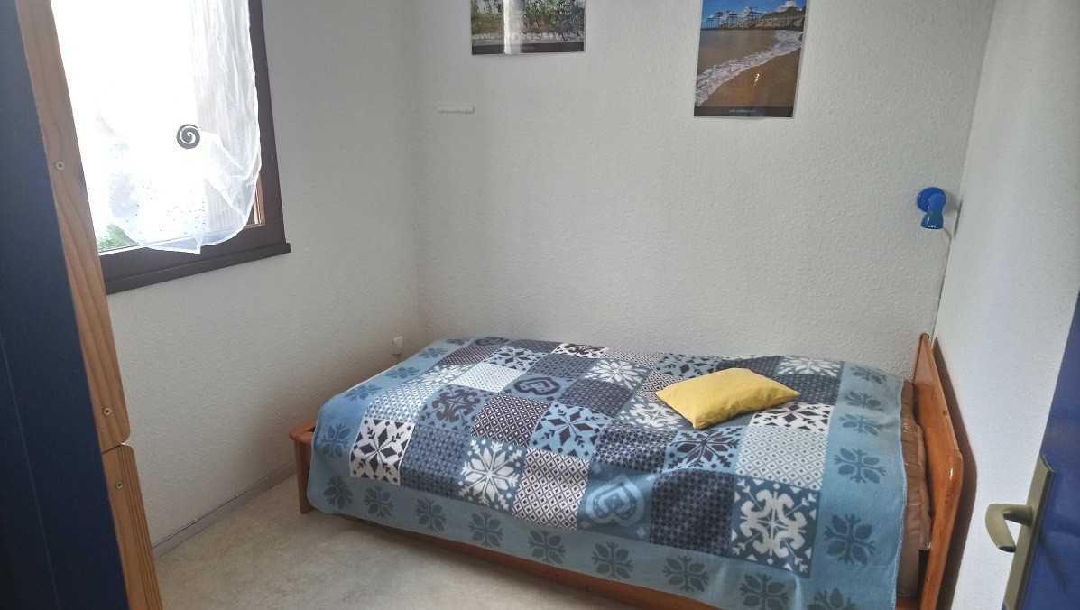 საძინებელი 1