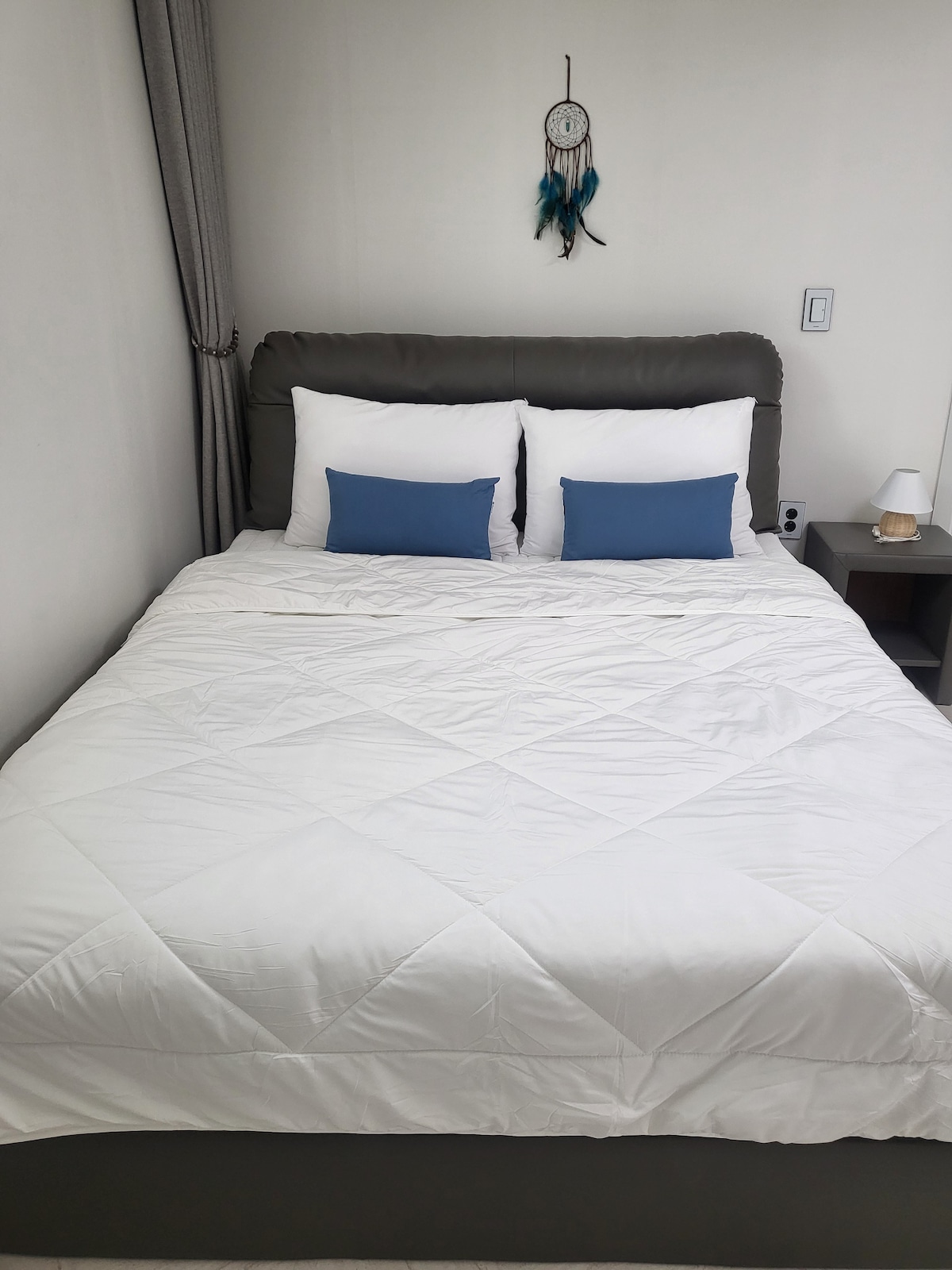 საძინებელი 1