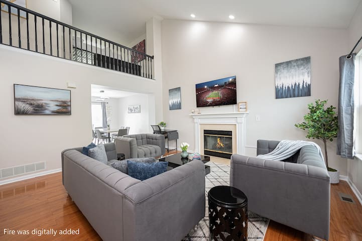 Escape 3BR w/ Hot Tub and BBQ