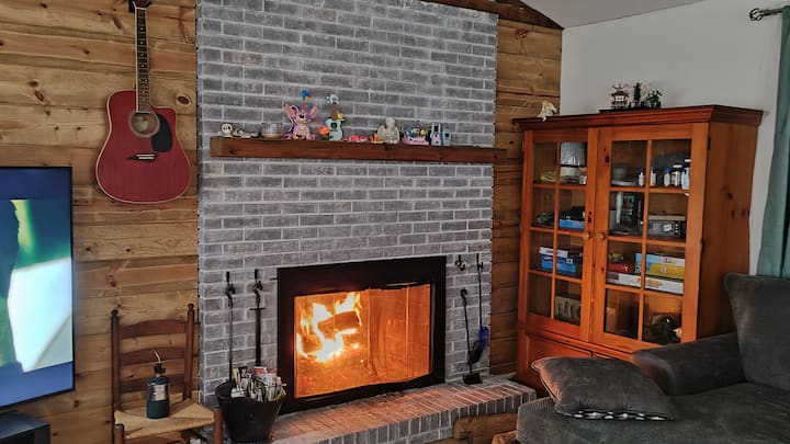 Foothills Hearth Retreat - Morganton, NC
