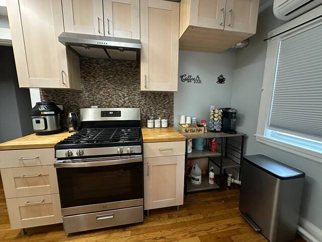 Spacious 4BR Apartment – 3rd Floor gallery image 2