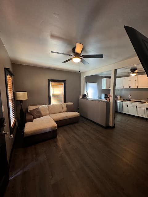 Successful Airbnb property: Mini Black Cape Cod Home in West Boulevard