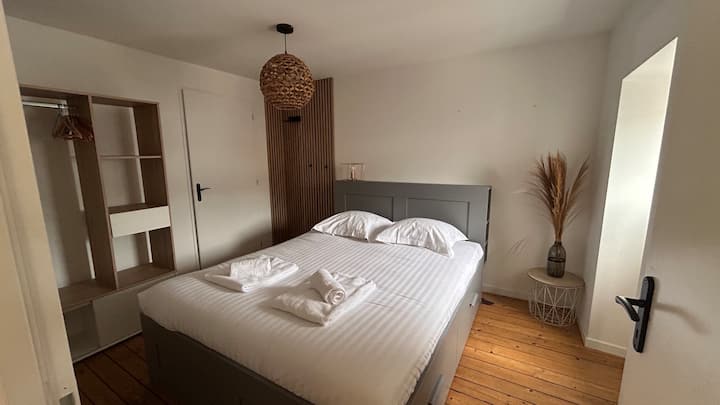 Charmant Cocon Lumineux Au Coeur D’aix-les-bains - エクス＝レ＝バン