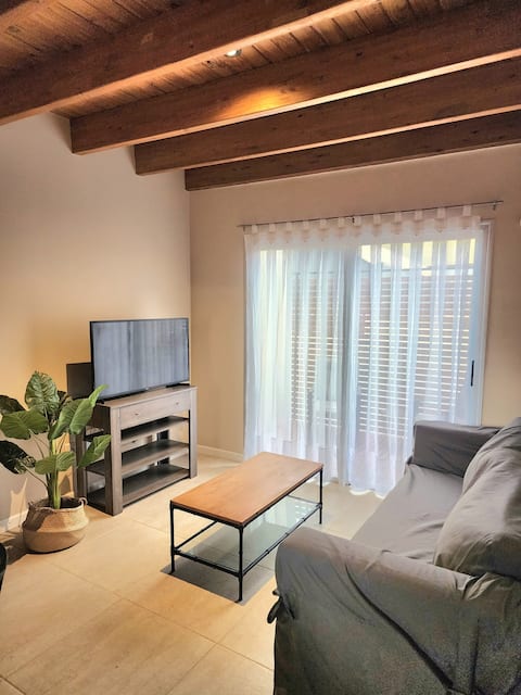 Top performing Airbnb: Spacious apartment with garage in Godoy Cruz in Godoy Cruz