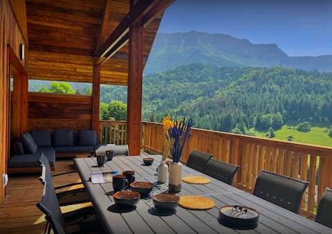 Peaceful break in the French Alps with hot tub