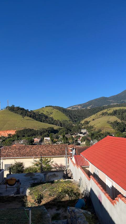 Casarão belíssimo vista montanha
