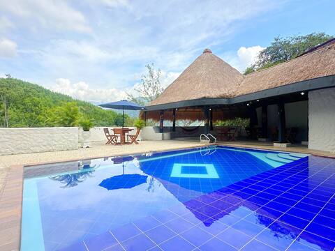 Spacious estate in Girardota with Pool and Kiosk