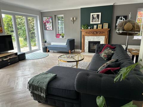 Popular Airbnb listing: Stunning, Spacious,Private Family & Friends Escape in Folkestone
