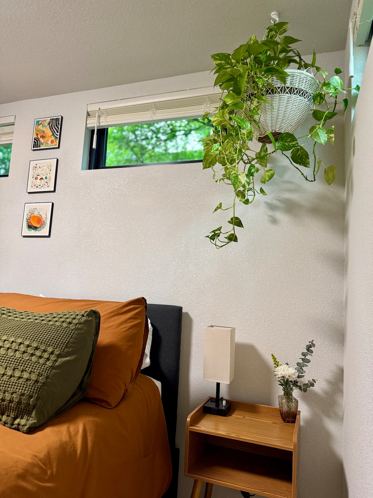 Cozy, Private & Quiet: Near UT & downtown-East ATX