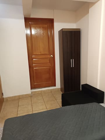 Entire home with 1 bedrooms in Lima - Departamento semi-amoblado