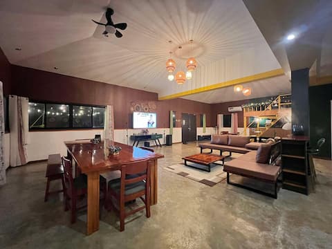 Ridge Barn House