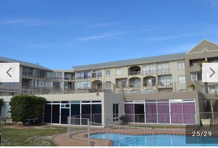 Beautiful Beach Apartment gallery image 5