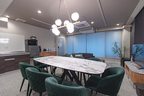 108㎡/2BR/8Beds/2Bath: Ideal for up to 12 guests!