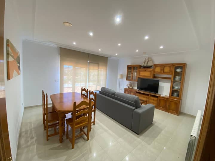 Apartamento T2 Terraza Con Vistas Al Mar Y Piscina - Noalla