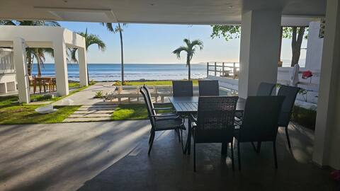 Casa Álamos II Beachfront