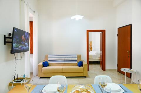Successful Airbnb property: Bright two-room apartment in the city center in Iglesias