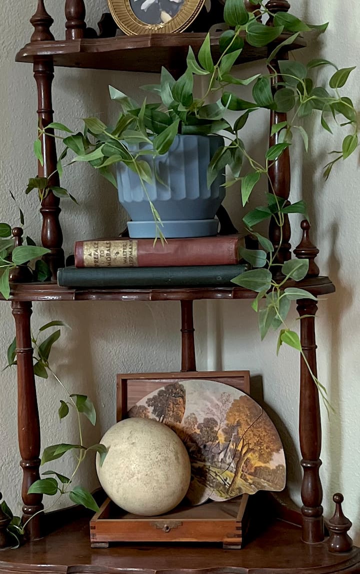 Strode Homestead Lodge
~Freshly Updated Farmhouse - Illinois