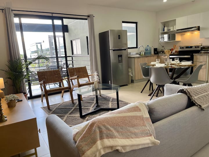 Cute -Confortable Condo -Escalón - San Salvador
