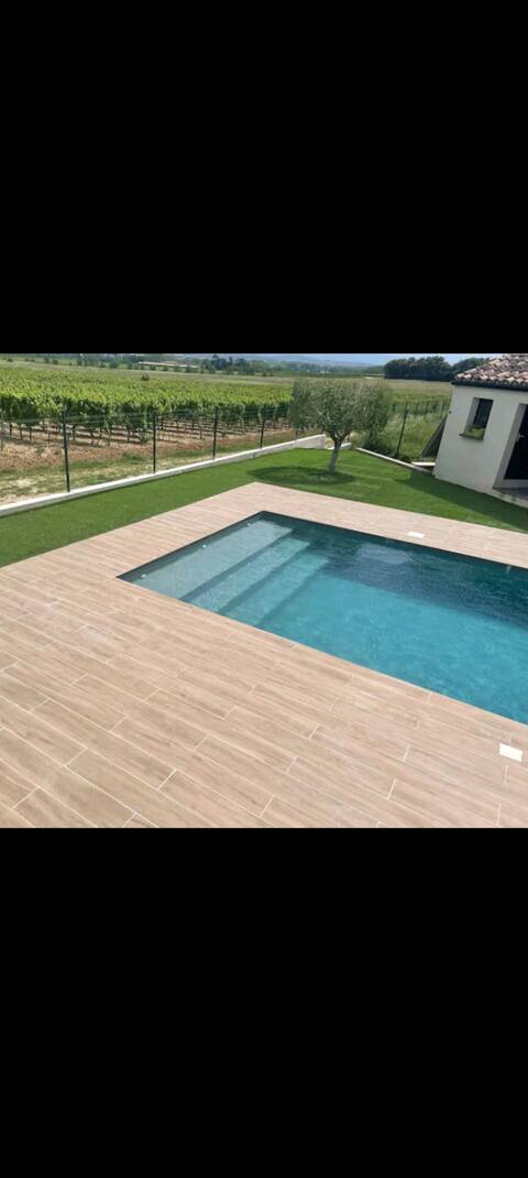 3* air-conditioned cottage and swimming pool 5 minutes from Carcassonne