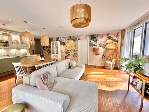 Townhouse with garden