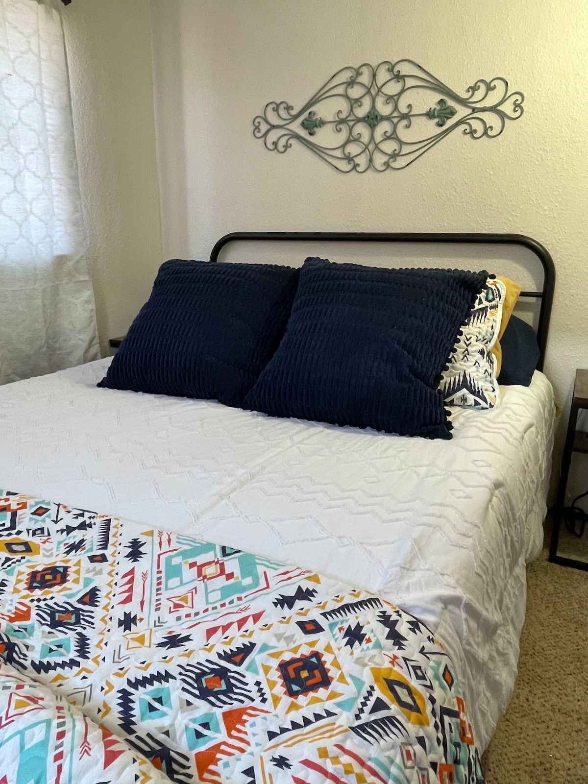 غرفة النوم 2