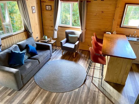 Top Airbnb: Cabin in the woods with a hot tub. in Puerto Varas