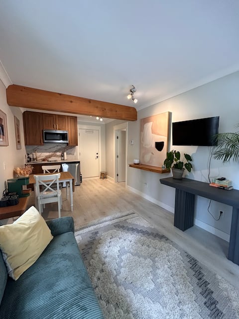 Top performing Airbnb: Garry Oak Meadows in Saanich
