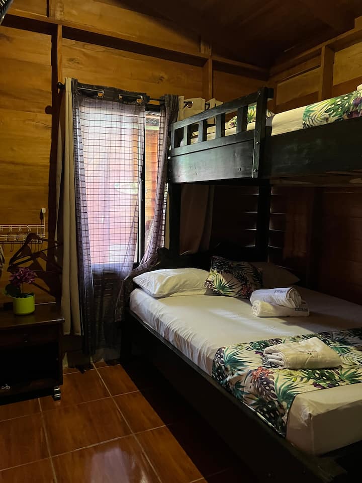 საძინებელი 2