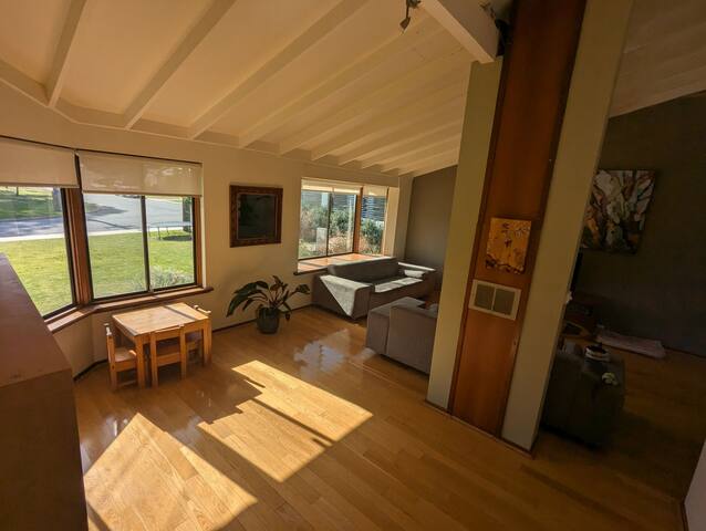 Green oasis for family stay gallery image 5