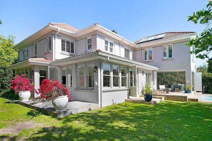 Spacious Cape Town suburban gem gallery image 2